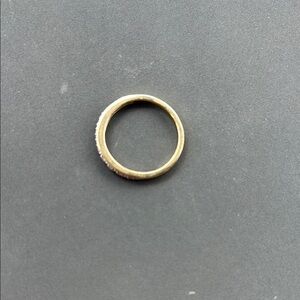 Elegant Gold Ring